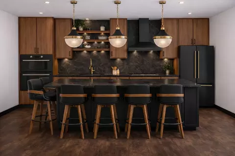 300 Main Ave #703, Fargo, ND 58103