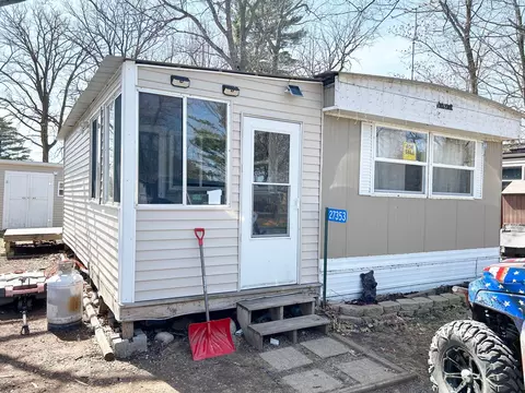 Exterior - 27353 Bobs Rd, Garrison, MN 56450 photo 2 of 5