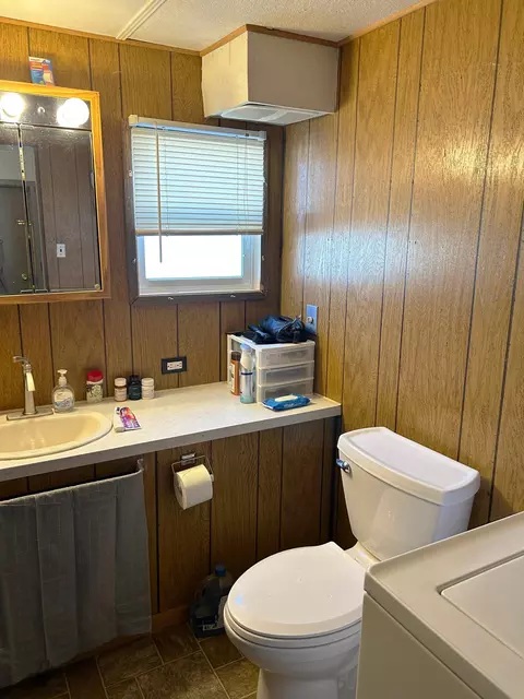 Bath - 27353 Bobs Rd, Garrison, MN 56450 photo 2 of 2