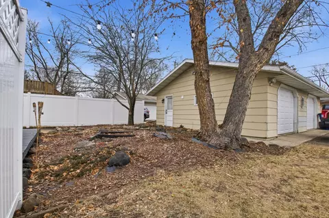 Exterior - 1128 8th Ave SE, Saint Cloud, MN 56304 photo 5 of 6