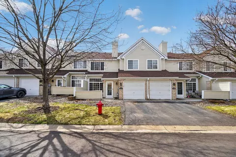 15345 Greenhaven Ln #110, Burnsville, MN 55306