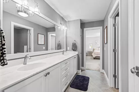 Bath - 6105 Pine Grove Rd, Edina, MN 55436 photo 7 of 12