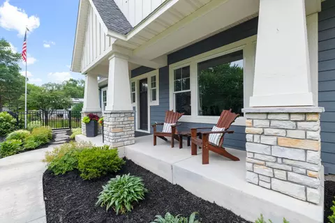 Exterior - 6105 Pine Grove Rd, Edina, MN 55436 photo 4 of 37