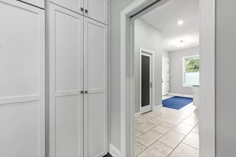 Entry Way - 6105 Pine Grove Rd, Edina, MN 55436 photo 6 of 22