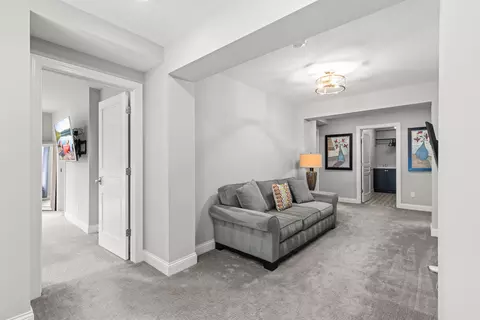 Entry Way - 6105 Pine Grove Rd, Edina, MN 55436 photo 15 of 22