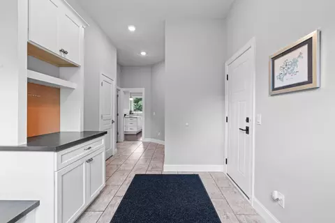 Entry Way - 6105 Pine Grove Rd, Edina, MN 55436 photo 14 of 22