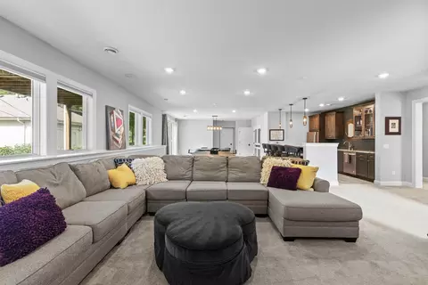 Living - 6105 Pine Grove Rd, Edina, MN 55436 photo 9 of 12