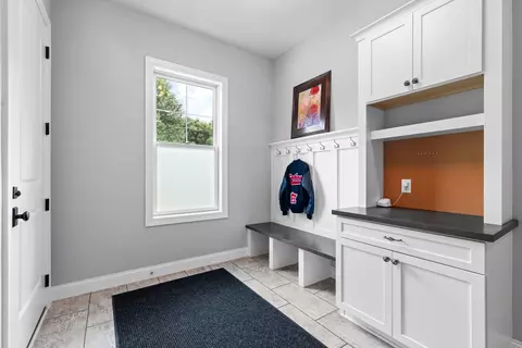 Entry Way - 6105 Pine Grove Rd, Edina, MN 55436 photo 12 of 22