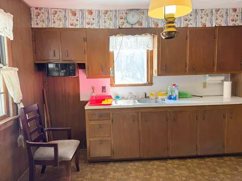 Kitchen - 475 3rd Ave S, Isle, MN 56342 photo 2 of 3