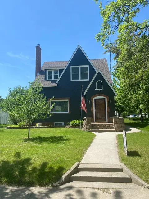 411 2nd St SW, Wadena, MN 56482