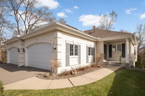 7912 Victoria Curv, Saint Louis Park, MN 55426