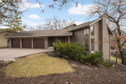 5847 Long Brake Trl, Edina, MN 55439