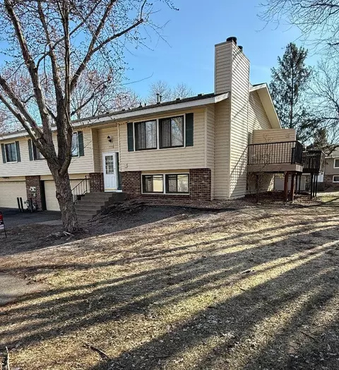 493 98th Ln NE, Blaine, MN 55434