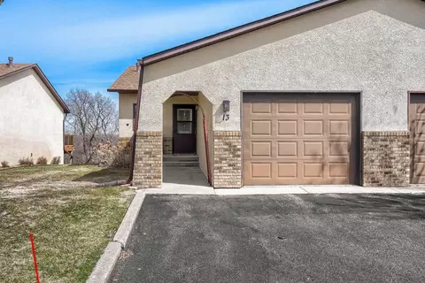 149 Riverview Dr #13, Monticello, MN 55362