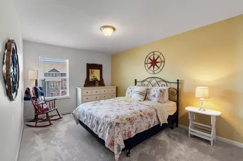Bedroom - 15142 Ely Path, Apple Valley, MN 55124 photo 3 of 5
