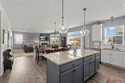 Kitchen - 15142 Ely Path, Apple Valley, MN 55124 photo 3 of 3
