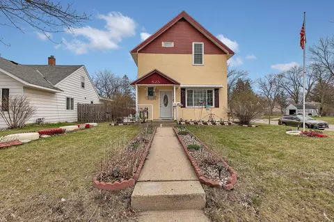 525 13th St SW, Willmar, MN 56201