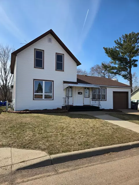 545 2nd St SE, Pine City, MN 55063