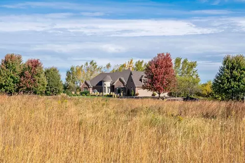 130 Bergamot Dr, Medina, MN 55340