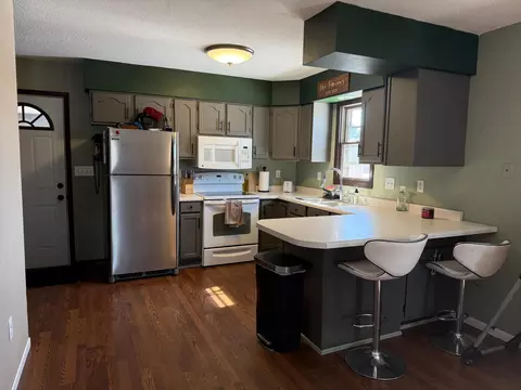 Kitchen - 511 4th Ave, Milnor, ND 58060 photo 1 of 2