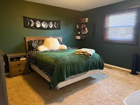 Bedroom - 511 4th Ave, Milnor, ND 58060 photo 1 of 2
