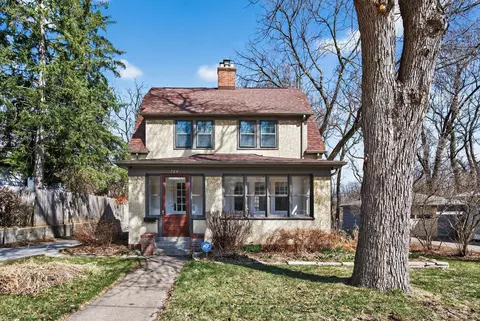 724 Olive St W, Stillwater, MN 55082