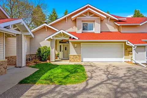 702 E Nicollet Blvd, Burnsville, MN 55337