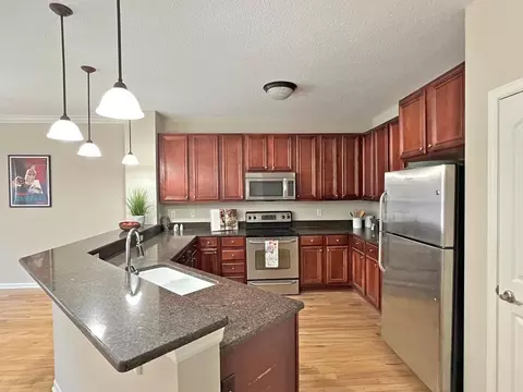 10239 Bleeker St, Woodbury, MN 55129