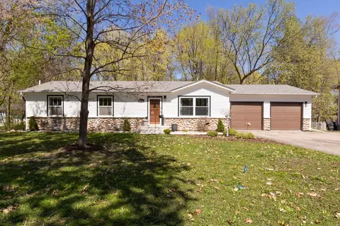 4984 Three Points Blvd, Mound, MN 55364