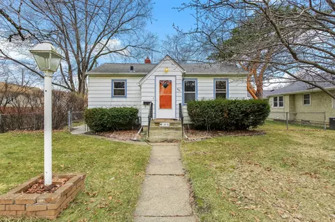 621 White Bear Ave, Saint Paul, MN 55106