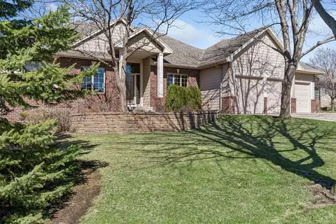 1809 Legacy Dr, Faribault, MN 55021