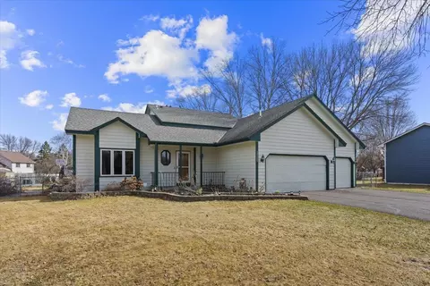 12125 Aztec St NW, Coon Rapids, MN 55433