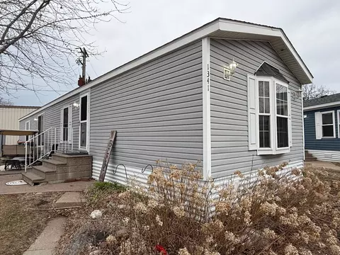 1341 104th Ln NE, Blaine, MN 55434