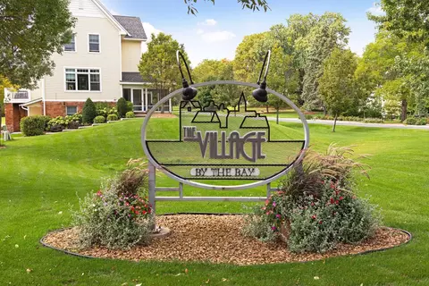 2150 Old School Rd #252, Mound, MN 55364