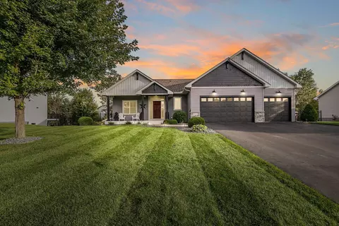 19224 Cattail Ln, Farmington, MN 55024