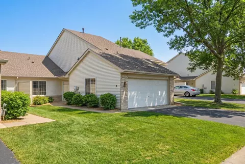 7855 Forest Blvd #D, Woodbury, MN 55125