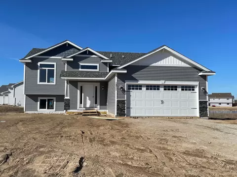 37566 Granite Ct, North Branch, MN 55056