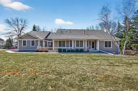 1692 Kerry Ln, Woodbury, MN 55125