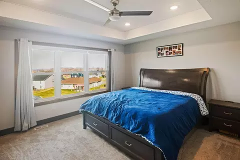 Bedroom - 2120 Violet Ln, Faribault, MN 55021 photo 4 of 6
