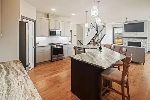 Kitchen - 2120 Violet Ln, Faribault, MN 55021 photo 4 of 4