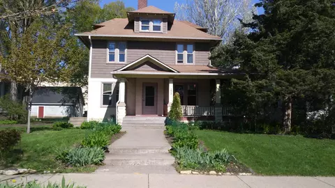2537 Pillsbury Ave S, Minneapolis, MN 55404