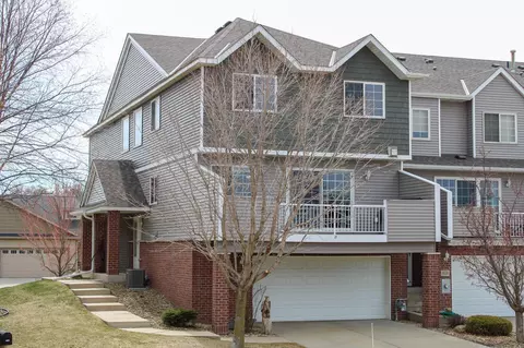 610 Shardlow Ln NE, Byron, MN 55920