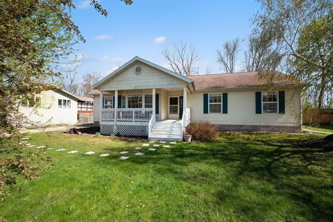 417 Countryside Dr SE, Montgomery, MN 56069
