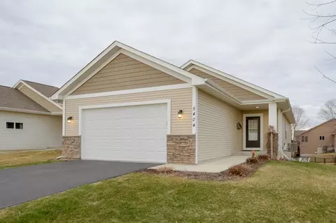 5404 Cinnamon Pt, Mayer, MN 55360