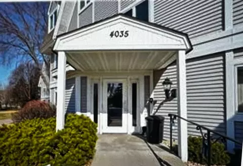 4035 Victoria St N #206, Shoreview, MN 55126