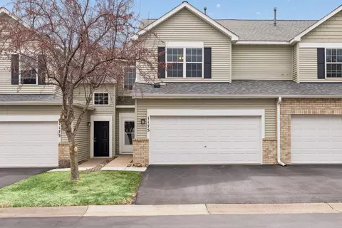 1175 Bergmann Dr, Stillwater, MN 55082