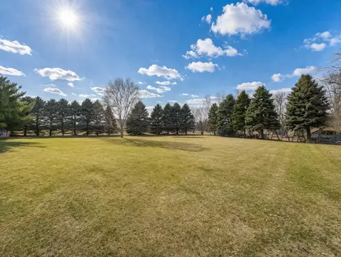 5909 Prairie Rose Cir, Saint Cloud, MN 56303