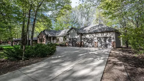 10750 Farrel Ct, Northfield, MN 55057