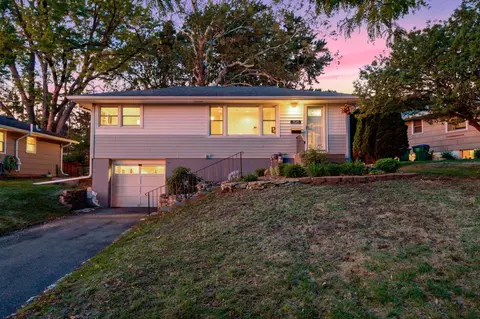 1328 Kilmer Ave, Saint Louis Park, MN 55426