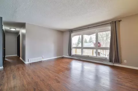 Living - 1408 10th Ave NE, Brainerd, MN 56401 photo 3 of 5